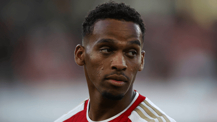 Jurriën Timber in het shirt van Arsenal