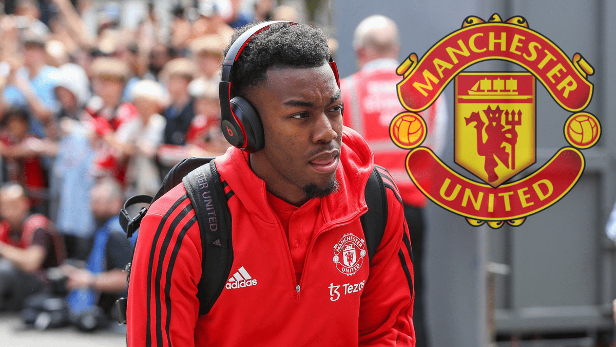 Anthony Elanga and the Manchester United badge