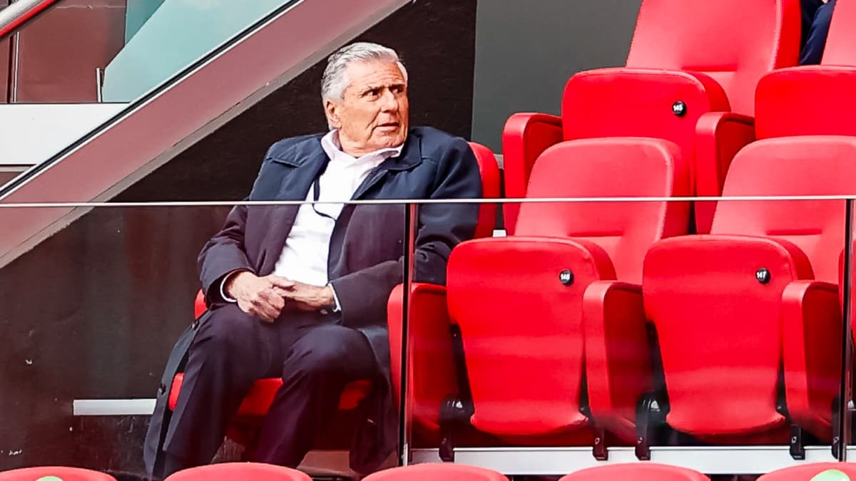 Sjaak Swart, Ajax, 2021/22