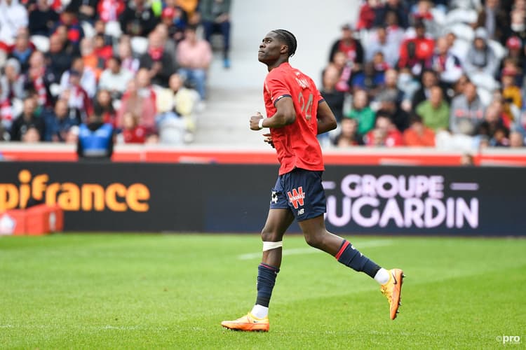 Everton bought  Amadou Onana from Lille