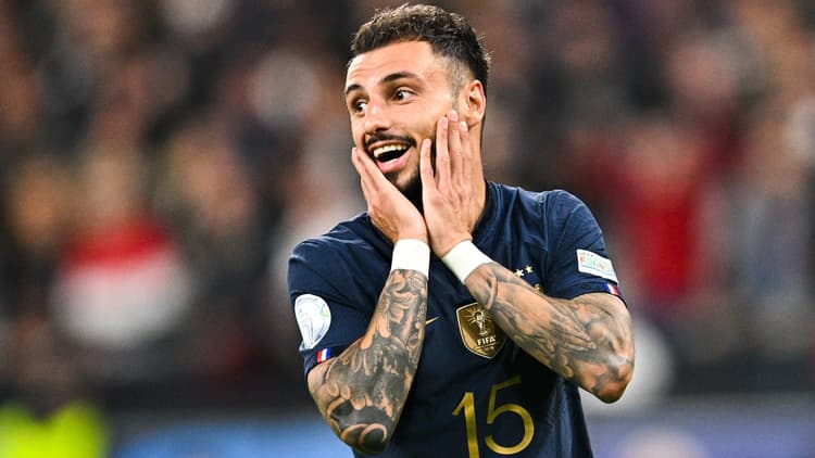 Jonathan Clauss in action for France