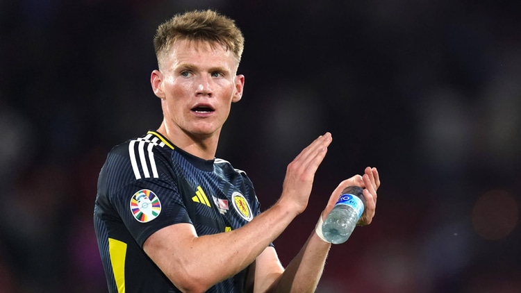 Ten Hag talked up McTominay, hinting at him staying with Man Utd