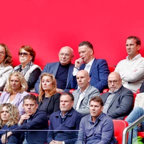 Overweldigende meerderheid stemt voor benoeming Van Wijk en Van Praag in RvC Ajax