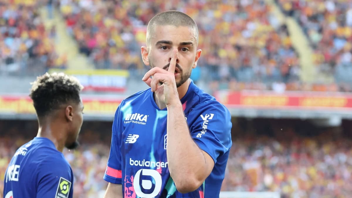Lille's Edon Zhegrova celebrates scoring against Lens in Ligue 1