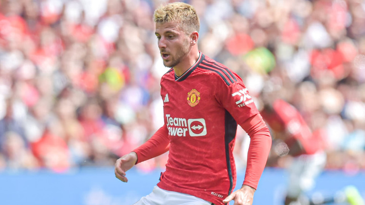 Mason Mount, Man Utd
