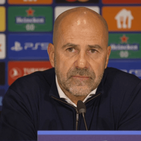 Peter Bosz gaat in op geruchten over megatransfers: 'Het een hoeft het ander niet uit te sluiten'