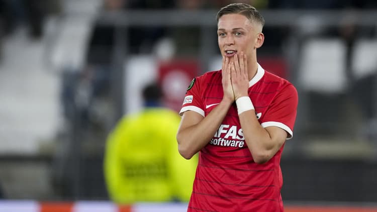 Jesper Karlsson is een van de sterspelers van AZ.