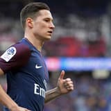 Julian Draxler signs new three-year PSG deal
