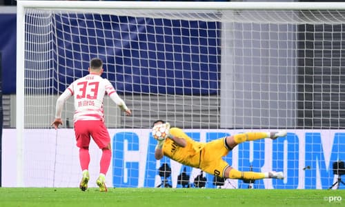 Gigio Donnarumma, Leipzig v PSG, 2021-22