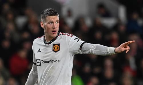 Wout Weghorst playing for Man Utd