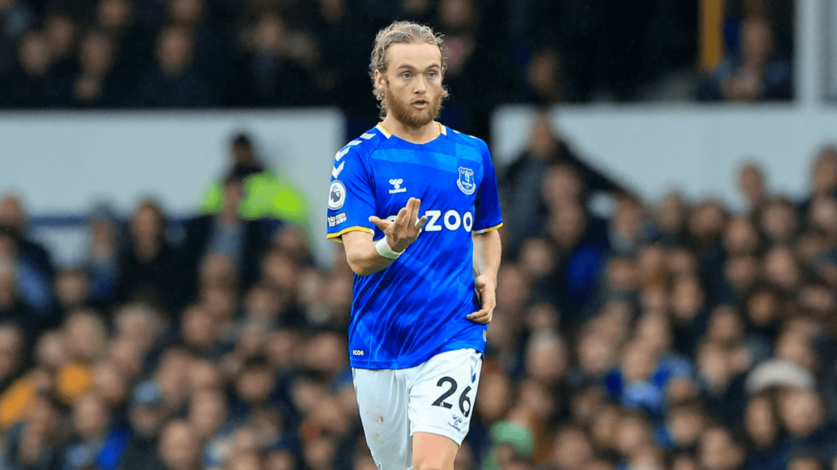 Tom Davies