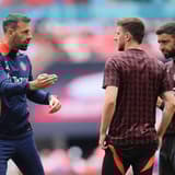 Ruud van Nistelrooy, Mason Mount, Bruno Fernandes, Man Utd, 2024/25