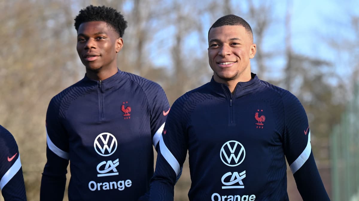 Aurelien Tchouameni, Kylian Mbappe, France, 2022