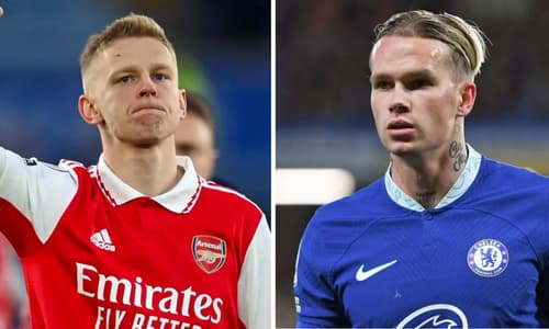 London-based Ukraine teammates Zinchenko and Mudryk.