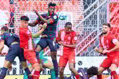 Joshua Brenet, FC Twente, 2022/23