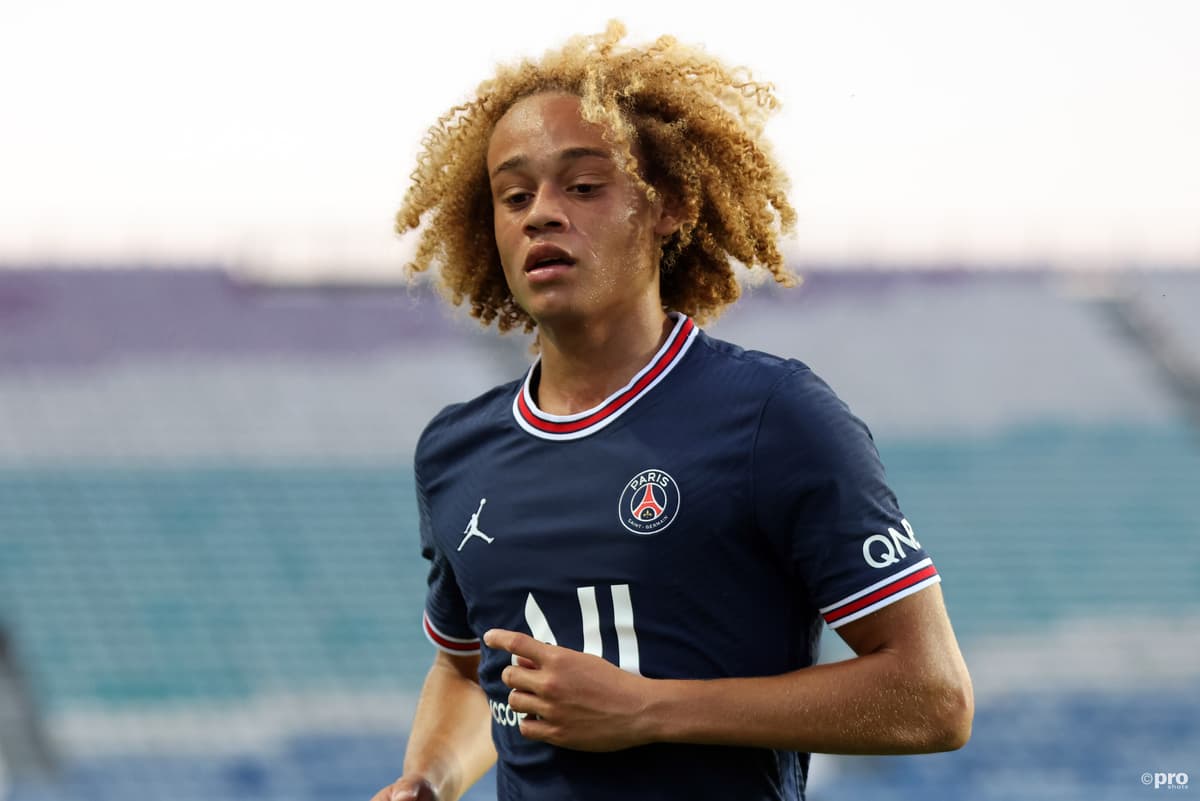 Xavi Simons, Paris Saint-Germain