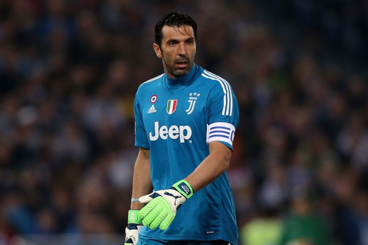 Ibrahimovic, Maldini, Giggs & the 15 best footballers to play into their forties