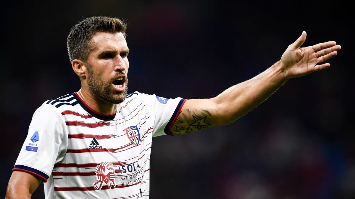 Kevin Strootman, Cagliari, 2021/22
