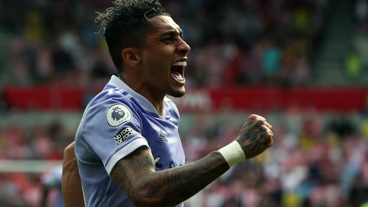 Raphinha is wanted by Barcelona and Chelsea