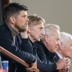 Huntelaar weerlegt kritiek op transfers Ajax: ‘Dat wil je niet voor een speler’