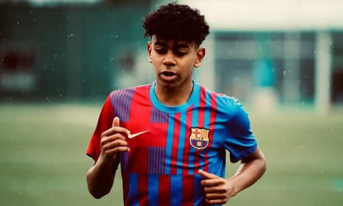 Lamine Yamal, Barcelona, 2021/22