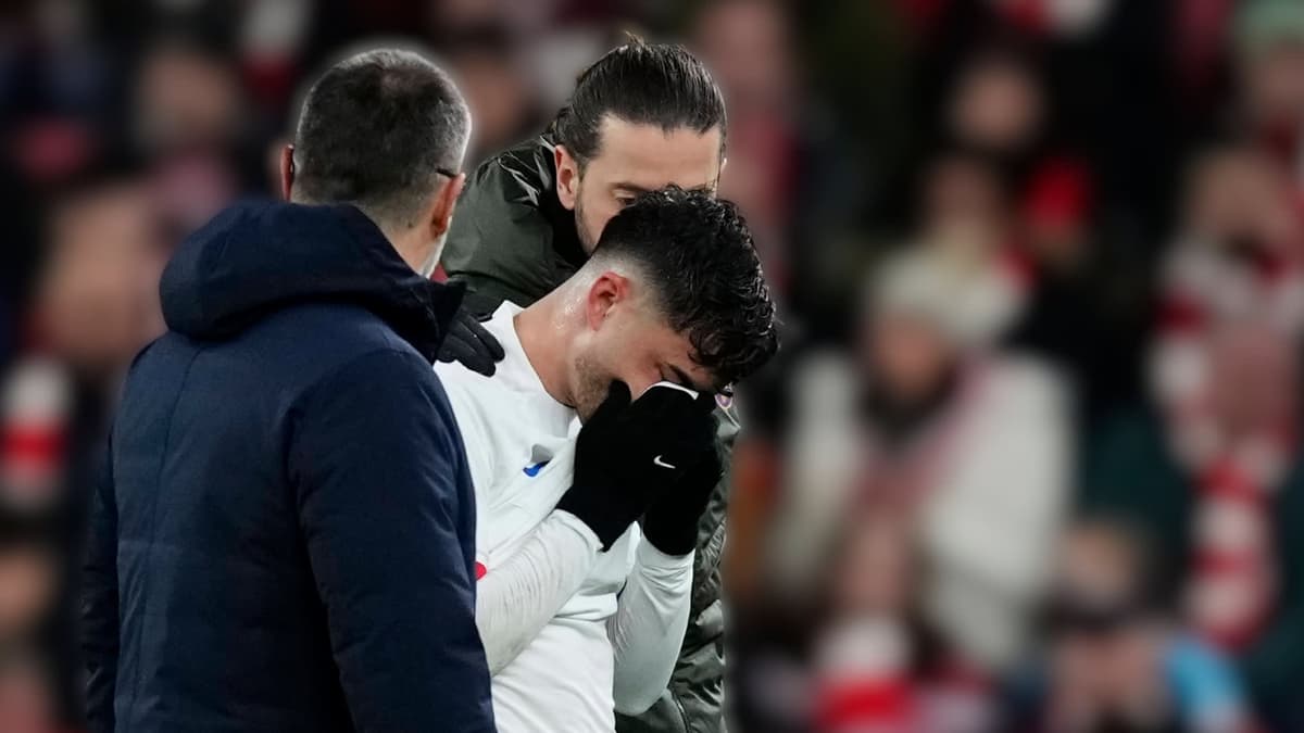 Barcelona's Pedri limps off injured against Athletic Bilbao, 2023/24