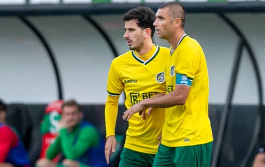 Oğuzhan Özyakup, Burak Yilmaz