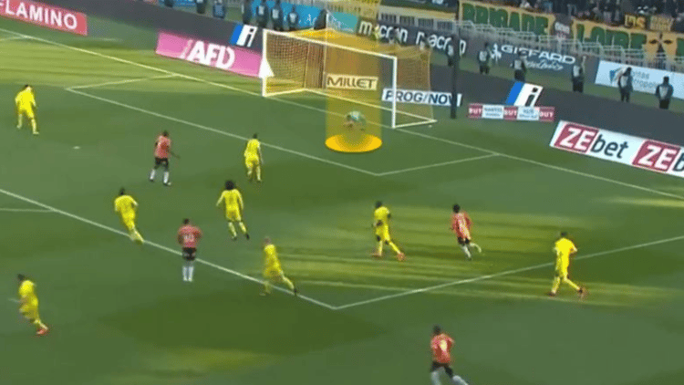 The goalkeeper can calmly deal with it