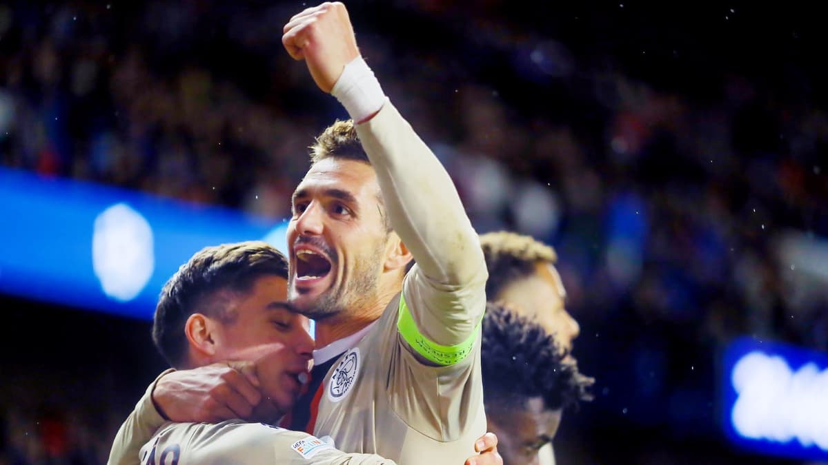 Dusan Tadic, Ajax