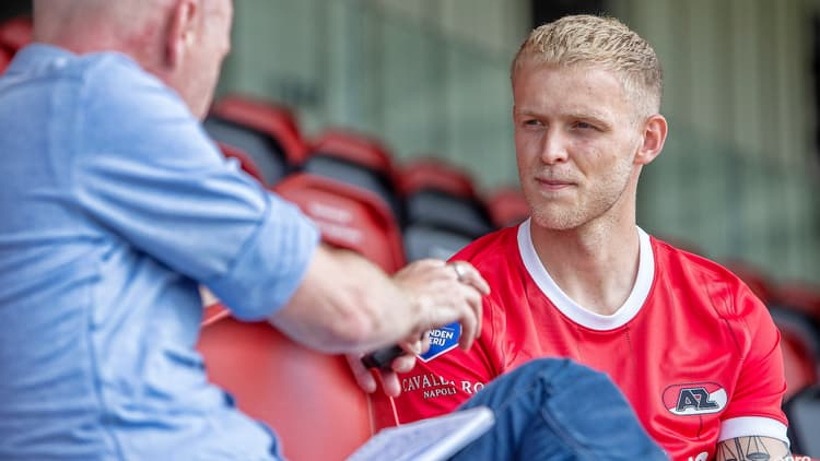 Jens Odgaard tijdens de officiële presentatie van AZ
