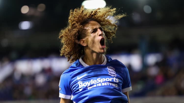 Manchester United's Hannibal Mejbri hopes to make the Tunisia squad