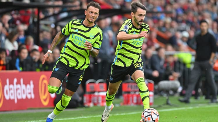 Fabio Vieira (right)