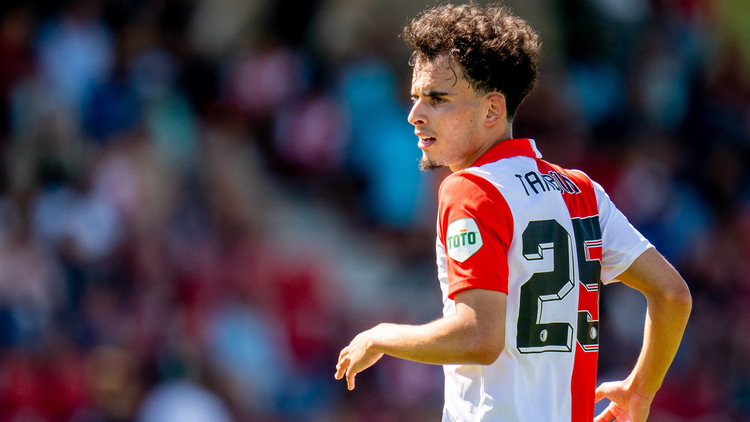 Mohamed Taabouni tekende afgelopen zomer een contract tot medio 2024 in De Kuip. De Rotterdammers hebben de optie om het contract met één jaar te verlengen.