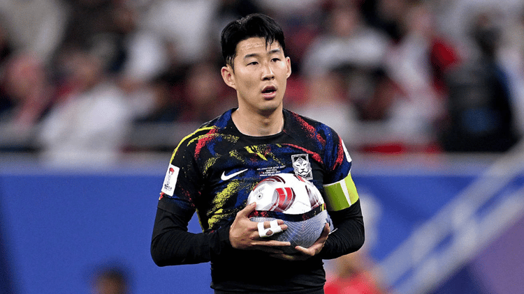 Heung-min Son in action for South Korea