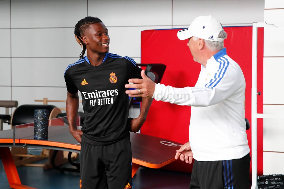 Eduardo Camavinga signs for Real Madrid