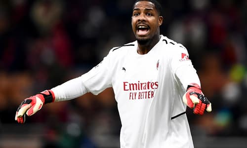 Mike Maignan, Milan, 2021-22