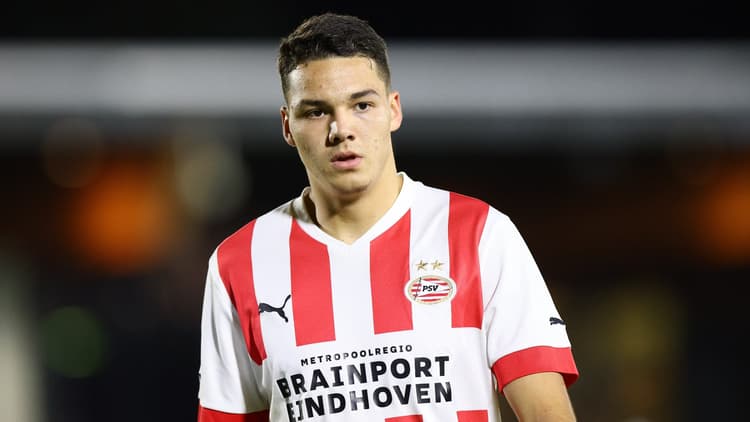 Jenson Seelt speelt al sinds 2017 voor PSV.