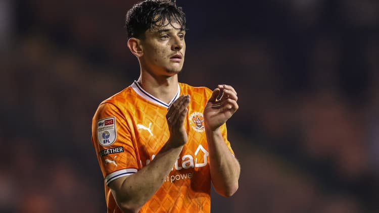 Charlie Patino speelde afgelopen seizoen op huurbasis voor Blackpool.
