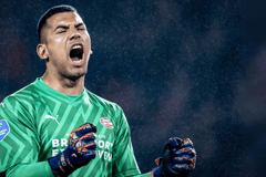 Walter Benítez, PSV