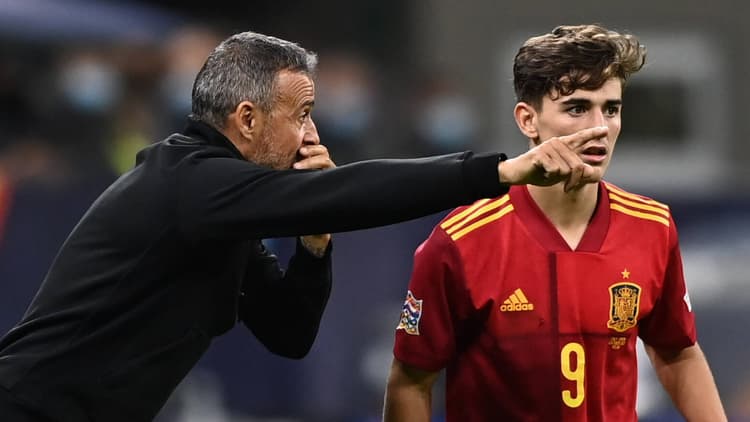 Luis Enrique and Gavi on Spain international duty, 2021