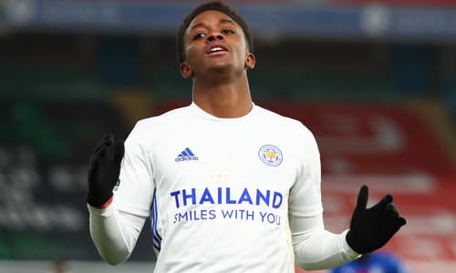 Premier League winner signs for Bayer Leverkusen