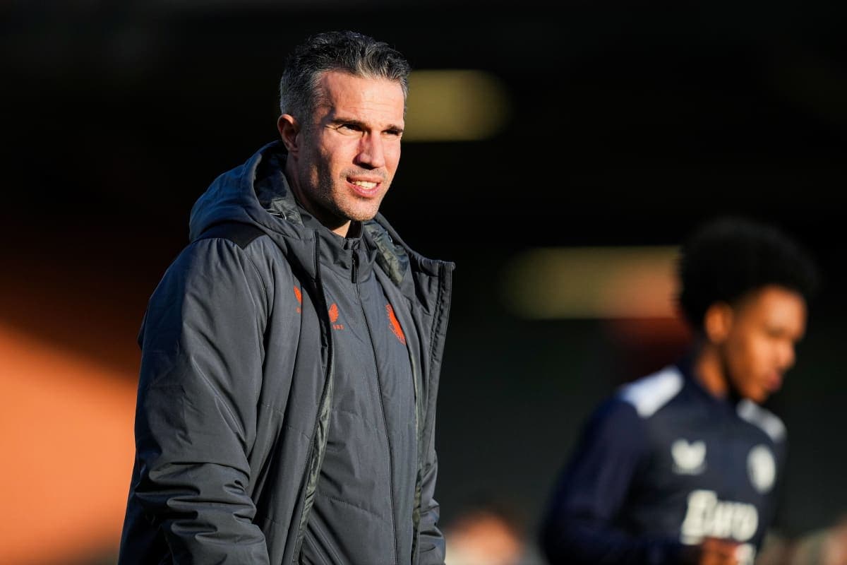 Robin van Persie sprak met club over hoofdtrainerschap in de Eredivisie