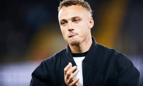 Noa Lang geeft mooi cadeau aan iedereen bij PSV: 'We schatten hem helemaal verkeerd in'