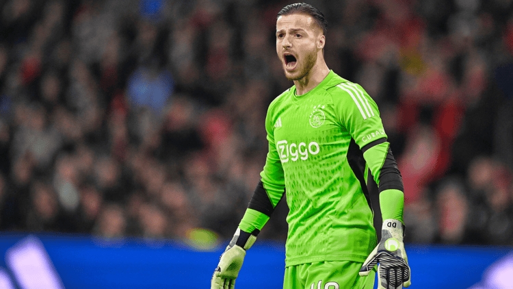 Diant Ramaj is inmiddels eerste keus onder de lat in Amsterdam.