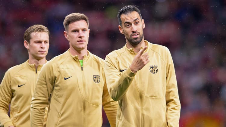 Frenkie de Jong, Marc-Andre ter Stegen and Sergio Busquets