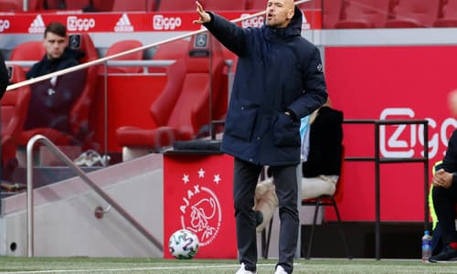 Tottenham target Erik ten Hag signs a deal to remain Ajax head coach
