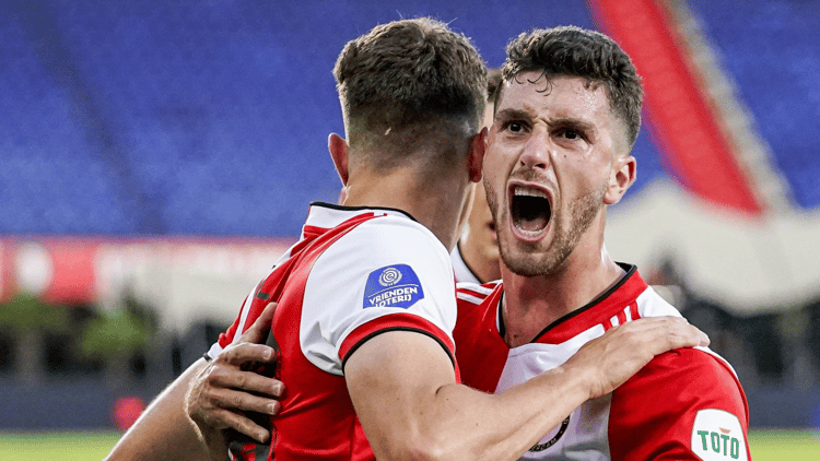 Marcos Senesi in het shirt van Feyenoord