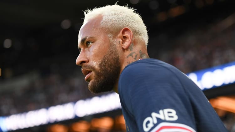 PSG could sell Neymar this summer