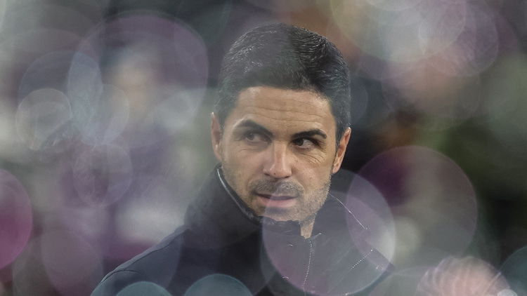 Mikel Arteta is hoping to win the Premier League with Arsenal