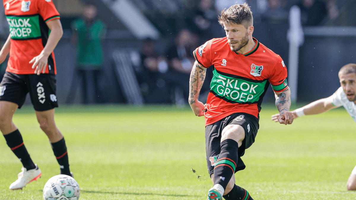 Lasse Schöne, NEC